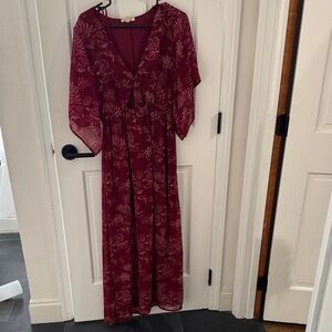 Elegant Burgundy Floral Dress